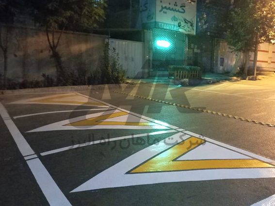 کفپوش آنتی اسکید